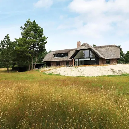 Holiday home 5 Star Holiday In Bl Vand *