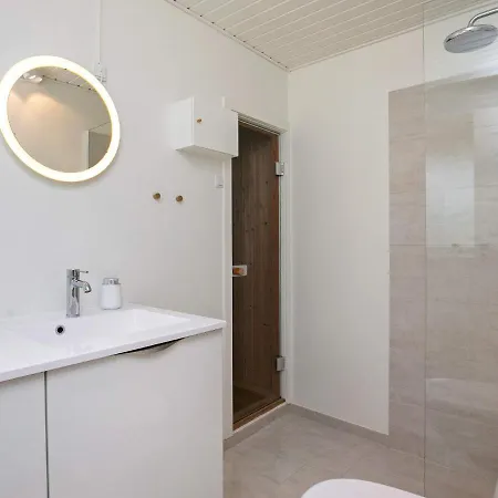 Holiday home 5 Star Holiday In Bl Vand *